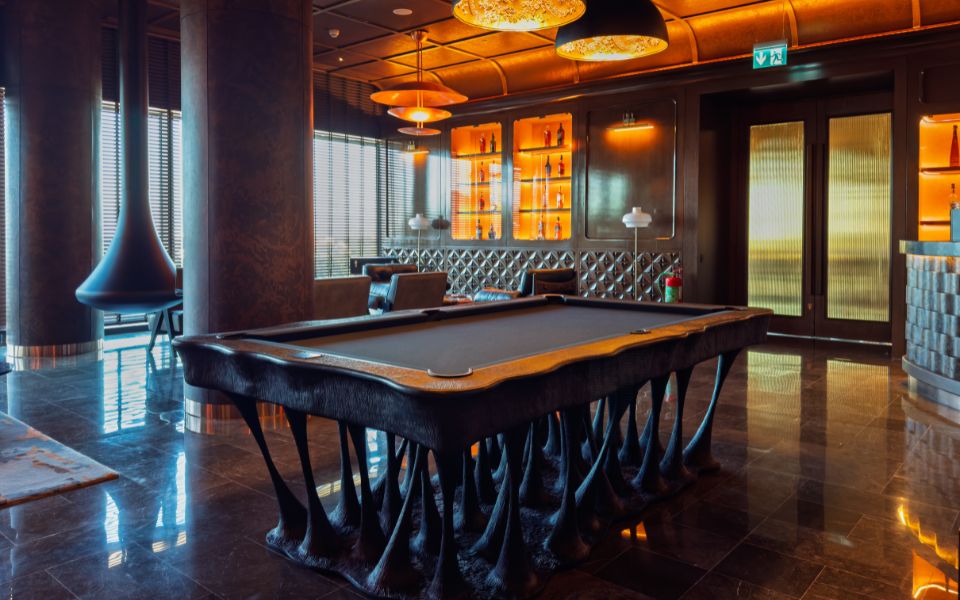 billar arte negro edicion limitada hotel regnum the crown turquia lujo toulet